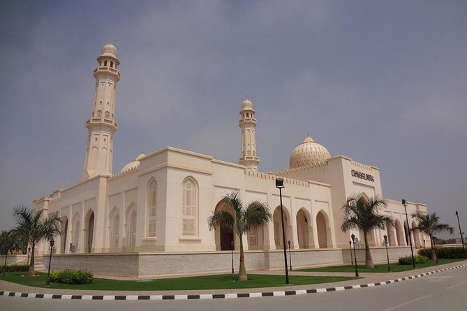 Salalah City Tour :Salalah Tours - Timing, transport, and cruise-port value