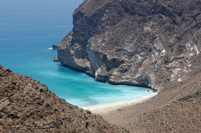 Salalah City Tour + West Coast Combo (Mughsail beach, blowholes) - Ain Garziz, Jarzeez Valley, and the caves