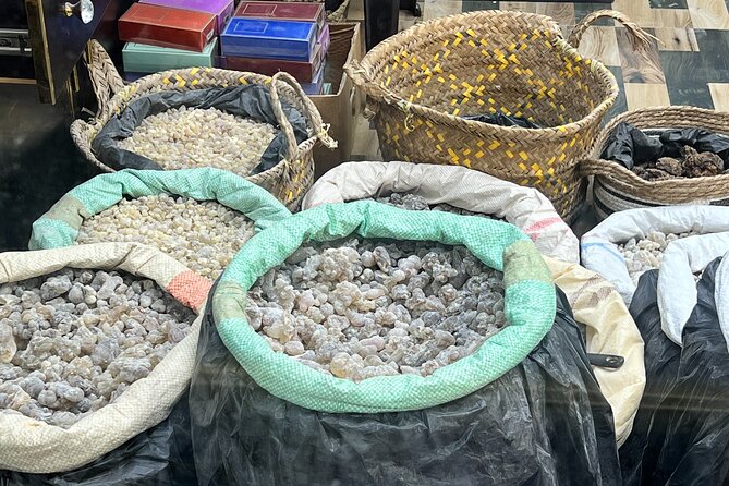 Salalah City Tour with History, Culture, Souq Shopping, Halwa - Nabi Ayoub’s Tomb and the final mountain views