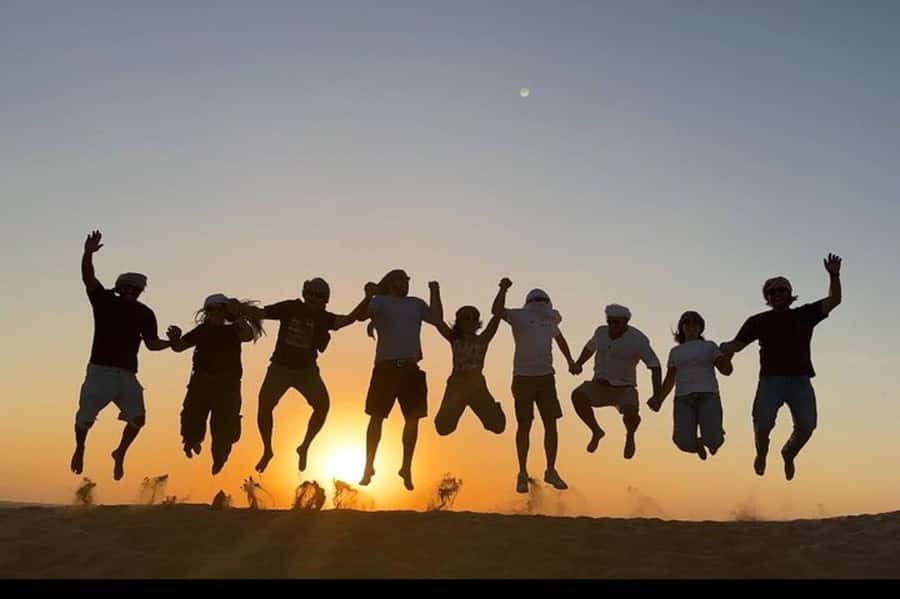 Salalah: Sunset desert safari tour in salalah(private tour) - What the private vehicle changes