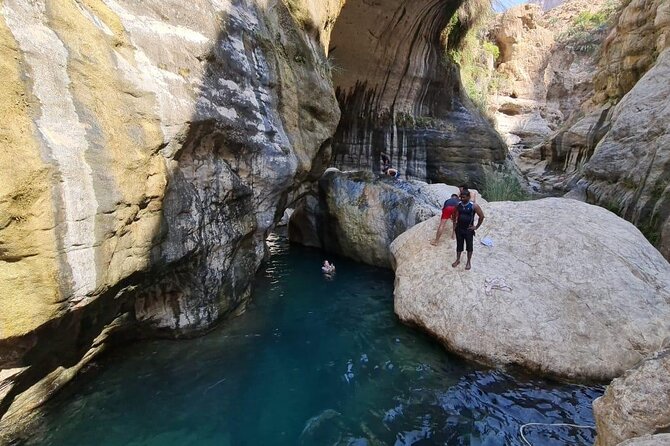 Sinkhole, Fins & Wadi Tiwi Explorer: Swim, Hike & Scenic Views - Why the private 4WD matters