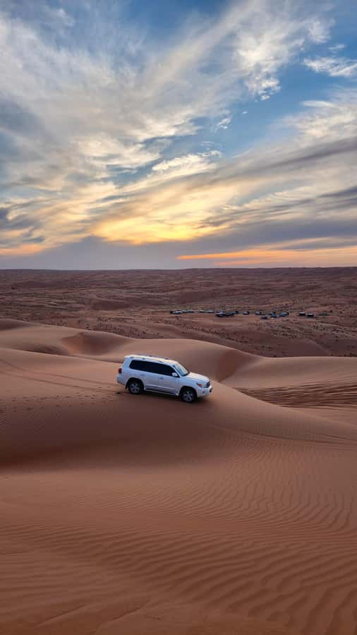 Sunset at wahiba desert - Key points to know before booking