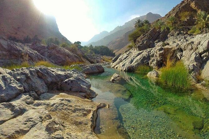 Wadi Al Arbeieen Sinkhole & Fins Beach Swim & Hike - Wadi Al Arbeieen: the three-hour centerpiece