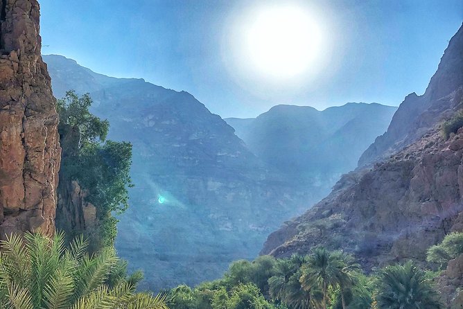 Wadi Shab and Bimmah Sinkhole Full Day Tour - Transport, group size, and the pace of the day