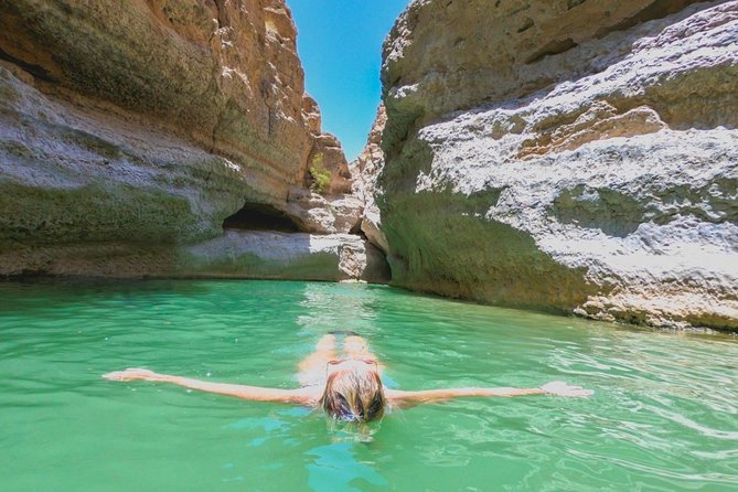 Wadi shab and Sinkhole adventure - Why Wadi Shab makes this more than a sightseeing drive