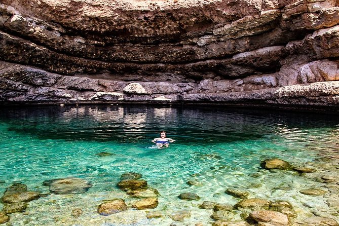 Wadi shab and Sinkhole adventure - How this compares with a regular sightseeing day