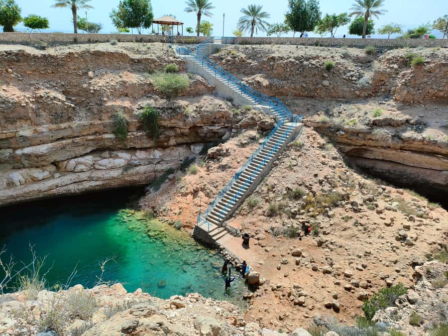 Wadi Shab &Bimmah Sinkhole &Heart shaped Cave &Pebble Beach - The right preparation for a wet day