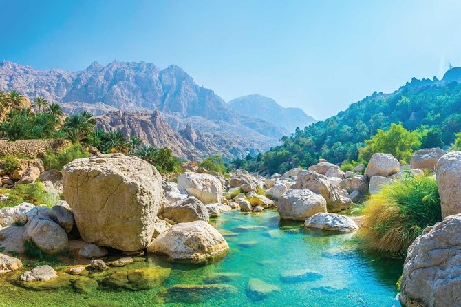 Wadishab and Bhima Sink Hole (Sharing Tours - Key points at a glance