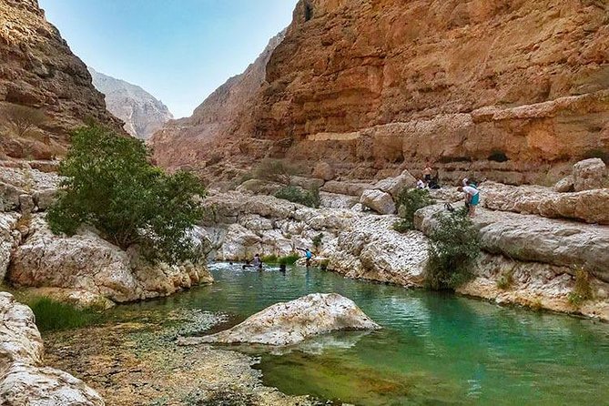 Wadishab and Bhima Sink Hole (Sharing Tours - Bimmah Sinkhole: a striking first stop