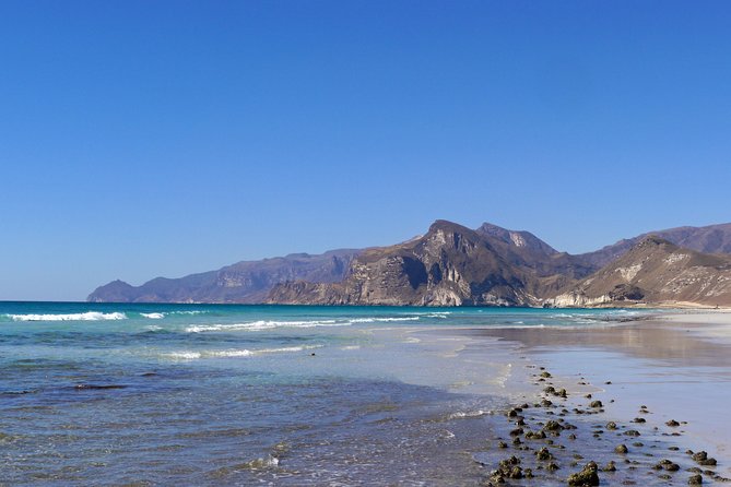 West Coast Mountains and Beaches (Fazayah beach + Shaat cliff) - What the private format adds at $195