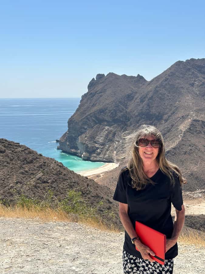 West Salalah: Caribbean of the Orient Fazayah Beaches & City - Marneef Cave and Mughsail Blowhole