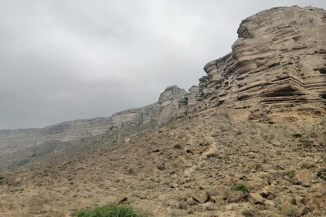 Where Sea Meets Rock: A Scenic Journey to West Salalah’s Shores - The private vehicle improves the day
